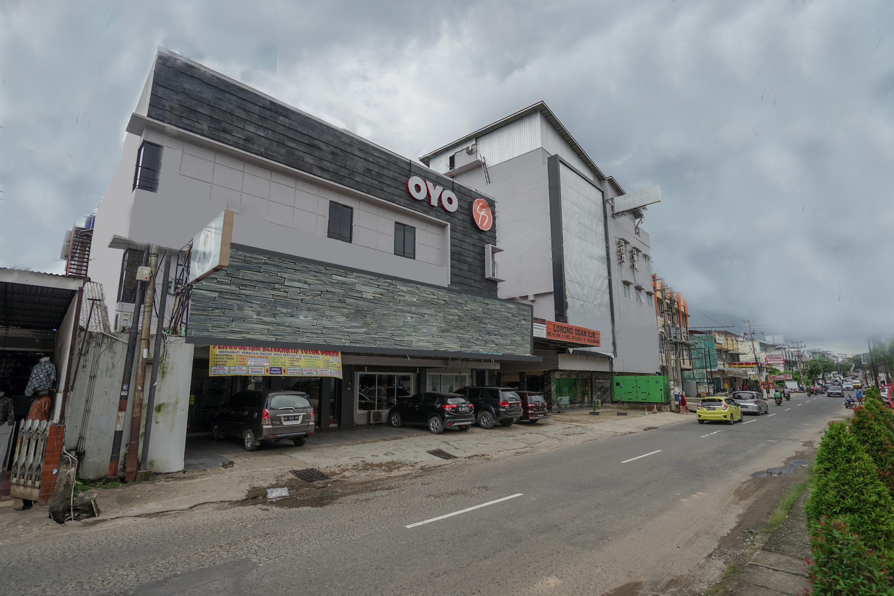 Oyo736最佳跳过酒店 巨港 外观 照片