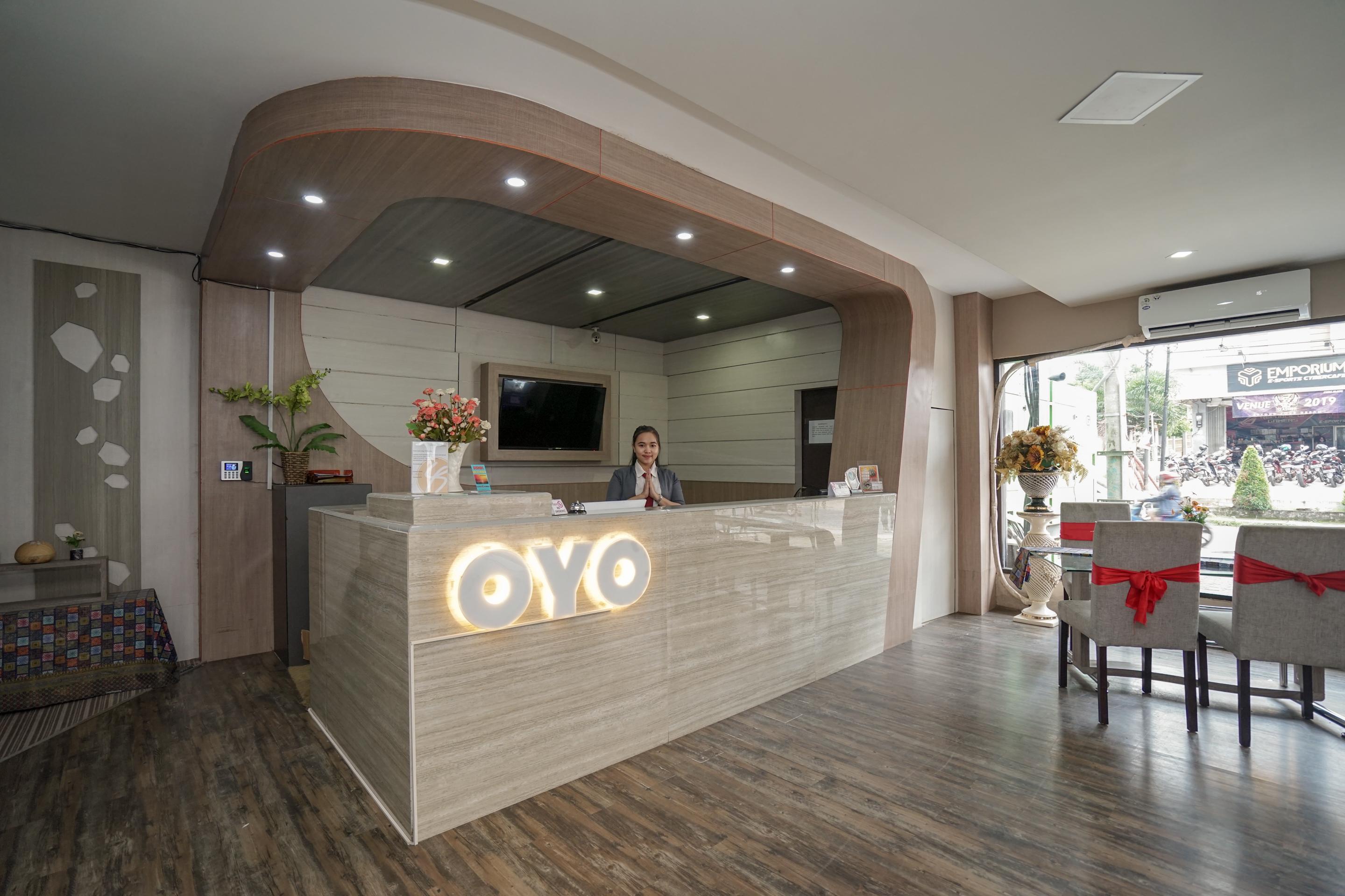 Oyo736最佳跳过酒店 巨港 外观 照片